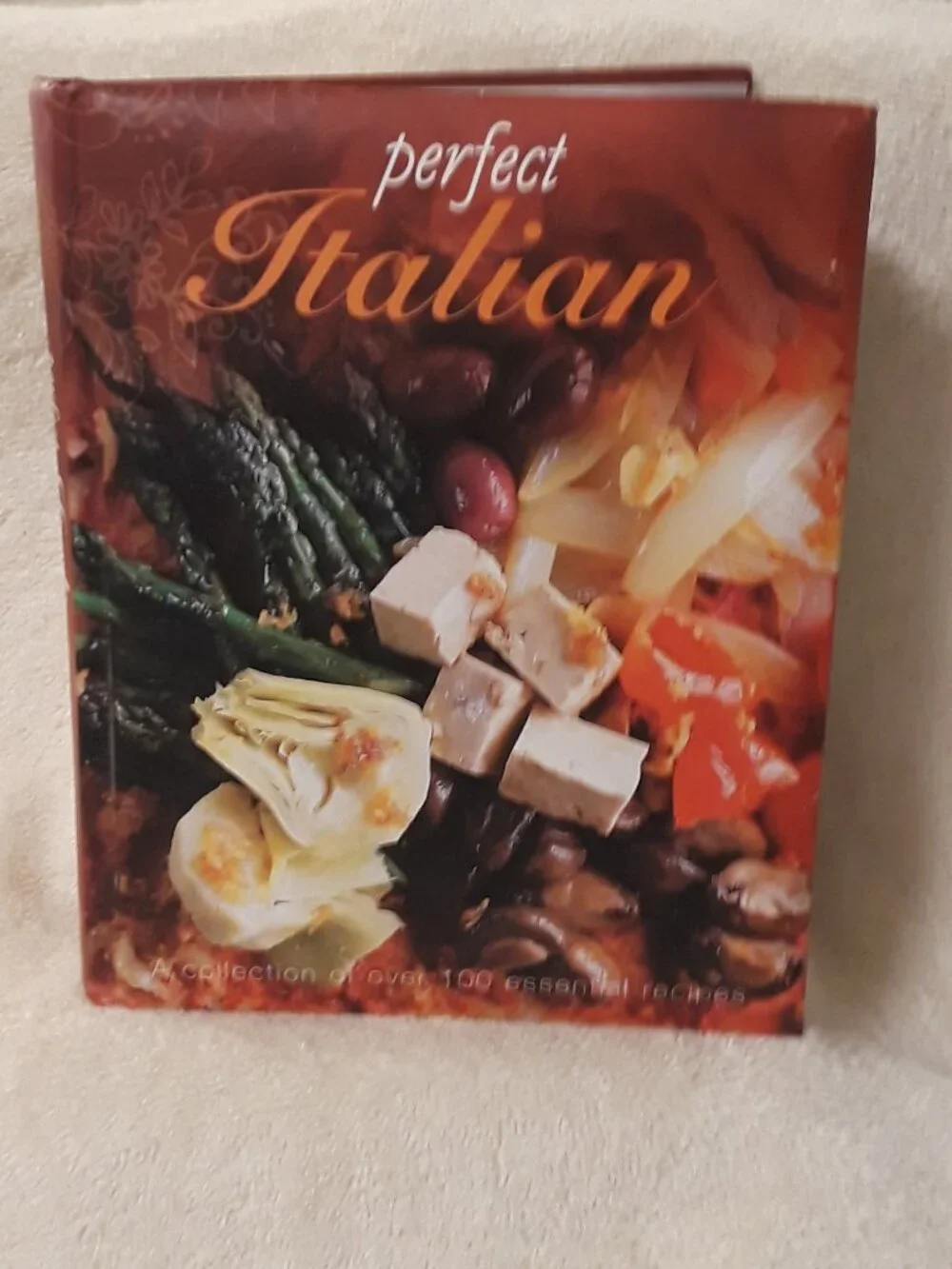 2 Italian Cookbooks Bundle: Pasta & Perfect Italian - Padded Hardcovers Paragon